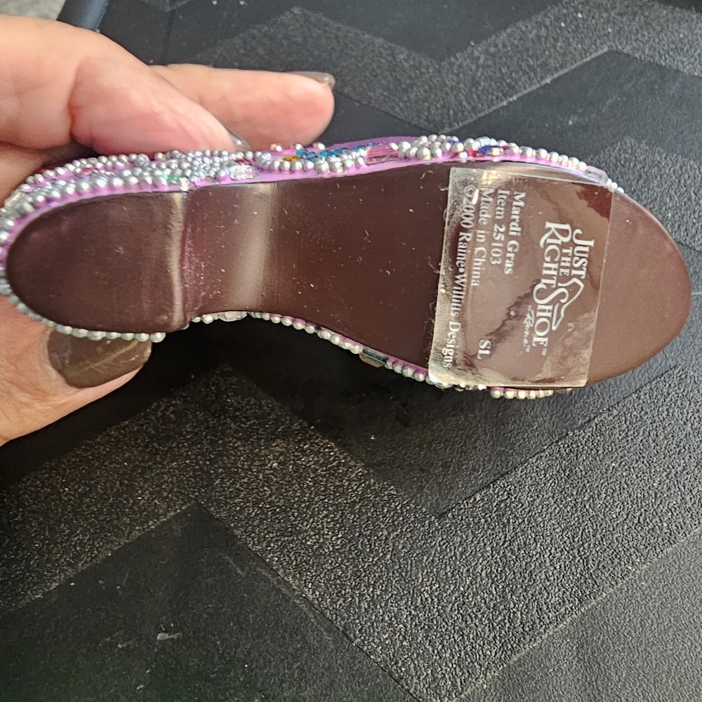 Just The Right Shoe Pink & Purple Embellished "Mardi Gras" Wedges By Raine 2000 - Picture 6 of 9
